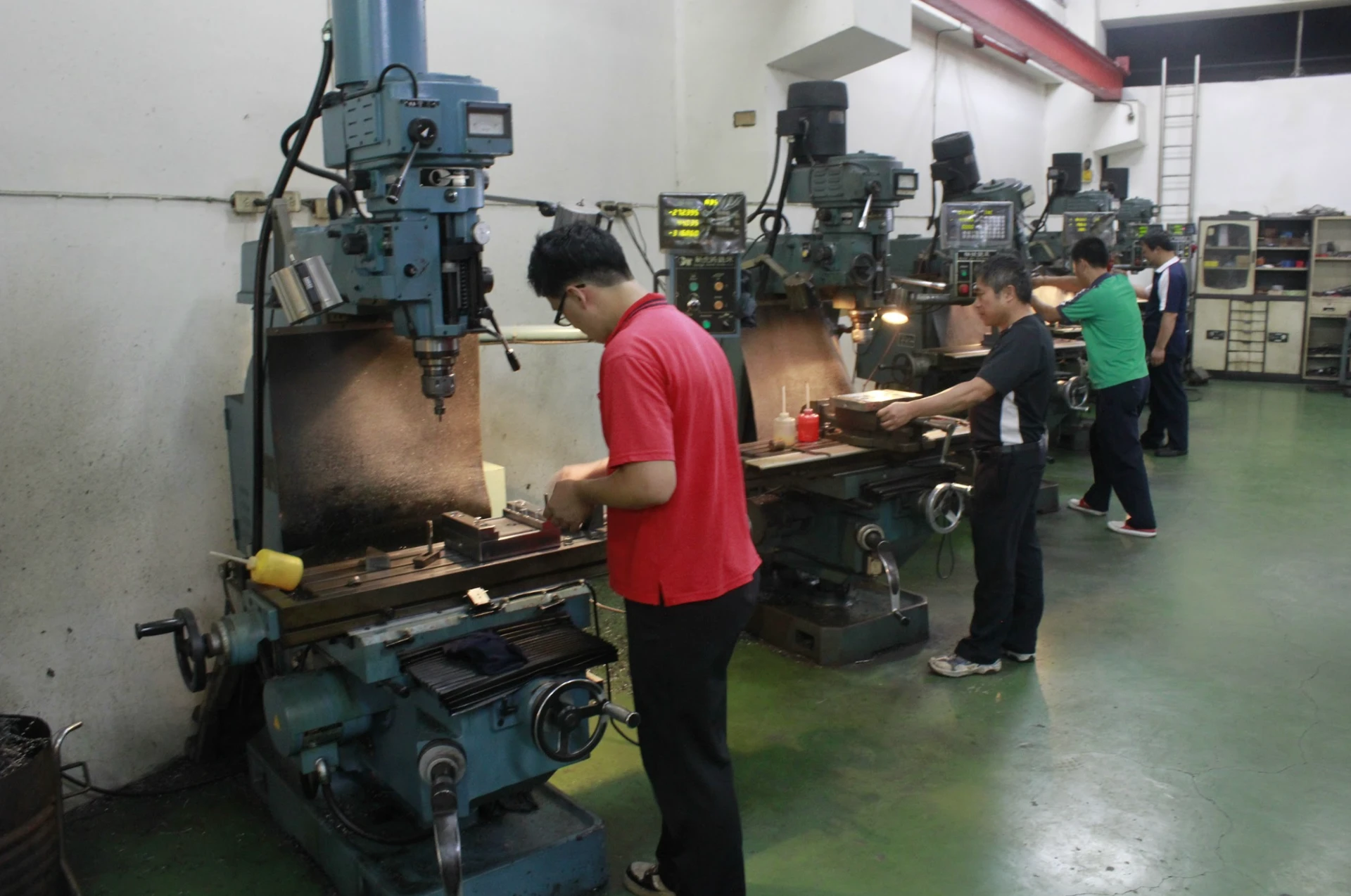 模得發工業 - 高精度模具解決方案 7